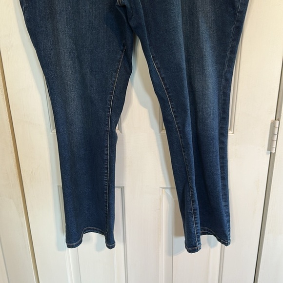 NWT Nine West Bootcut jeans size 26W - Picture 2 of 6